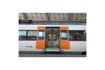 Cercan�as de Catalu�a obtiene la certificaci�n Aenor en protocolos de limpieza y desinfecci�n de trenes