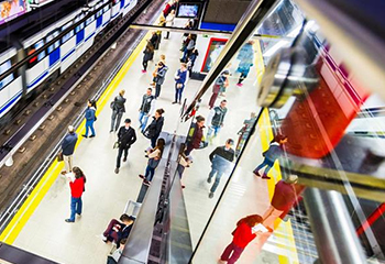 La Comunidad de Madrid impulsa el abono de transporte virtual para facilitar su uso en m�viles