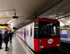 En servicio el primer tren reformado de la serie 2100 del metro de Barcelona