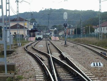 Adjudicado el suministro de nuevos motores de agujas para varias estaciones de la redes de ancho m�trico de Cantabria y de Asturias