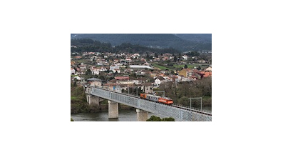 En servicio la tracci�n el�ctrica en un tramo de la l�nea del Mi�o, en Portugal