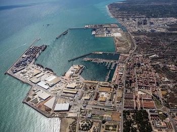 Autorizadas las obras del puente y la conexi�n norte del puerto de Castell�n