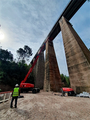 Rehabilitaci�n de los viaductos de Bellver y Nen�s, de la l�nea Llobregat-Anoia de FGC