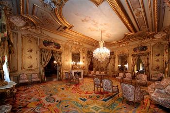 Visitas y conciertos en el Palacio de Fern�n N��ez