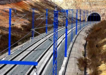 Adjudicados dos contratos para renovar las instalaciones de telecomunicaciones m�viles en la l�nea de alta velocidad C�rdoba-M�laga