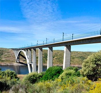 El tramo de alta velocidad Plasencia-Badajoz entrar� en servicio antes del pr�ximo verano