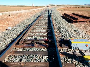 Adjudicado el suministro y transporte de aparatos de vía para la renovación de la línea Zafra-Huelva