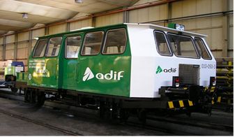 Licitado el mantenimiento de vehículos para trabajos en instalaciones de ancho convencional de Adif
