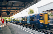 Reino Unido eliminará los anuncios repetitivos e innecesarios a bordo de los trenes