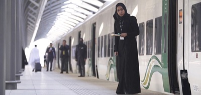 Renfe comienza la formaci�n de las primeras maquinistas de Arabia Saud� 