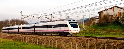 Renfe recupera un servicio Alvia entre Pamplona y Madrid en días laborales