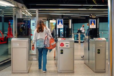 La demanda de Metrovalencia y Tram de Alicante creci� m�s de un 30 por ciento en el primer domingo de viajes gratuitos