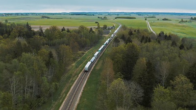 Cargo Beamer transporta semirremolques libres de emisiones