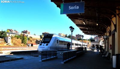 Renovaci�n de v�as y andenes en la estaci�n de Soria