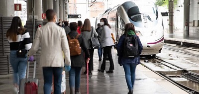 Renfe registra un 35,5 por ciento más de viajeros respecto a los dos primeros meses de 2022