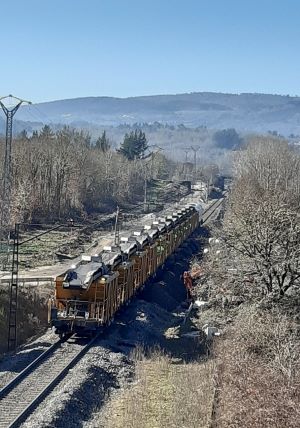 Ejecutado el 53 por ciento de la renovaci�n de v�a la l�nea Orense-Monforte de Lemos-Lugo