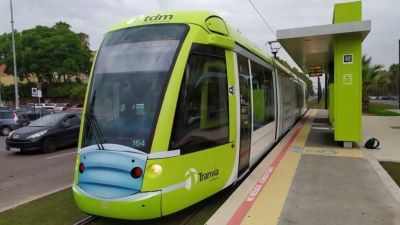 Firmado el protocolo para el desarrollo del tranv�a en el barrio del Carmen en Murcia