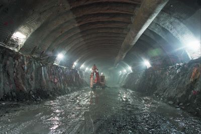 Licitaci�n del servicio de apoyo a la direcci�n de las obras de la l�nea 5 del Metro de Bilbao