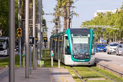 El tranv�a de Barcelona bate un nuevo r�cord de viajes en un d�a