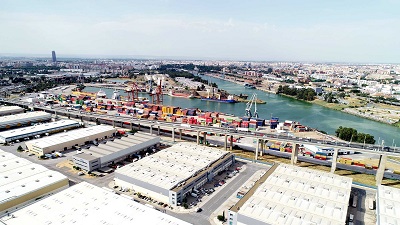 El Puerto de Sevilla licita un nuevo acceso a la playa de v�as en Palmas Altas