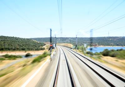 Adif AV cierra una nueva emisi�n de bonos de 600 millones de euros