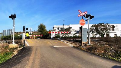 Supresi�n de dos pasos a nivel en la provincia de Sevilla