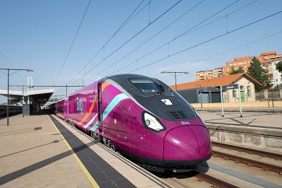 Primer viaje de prueba de un Avlo de la serie S-106 entre Madrid y Santiago de Compostela