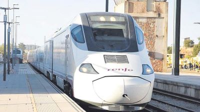 Licitado el contrato de acceso directo a la estaci�n de Plasencia