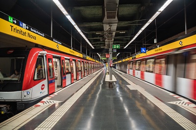Metro de Barcelona super� los 440 millones de viajes en 2023, r�cord hist�rico