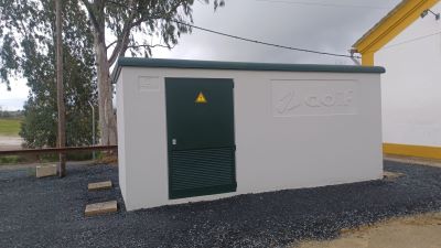 Nuevo sistema de energ�a y fibra �ptica en la l�nea Medina del Campo-Orense