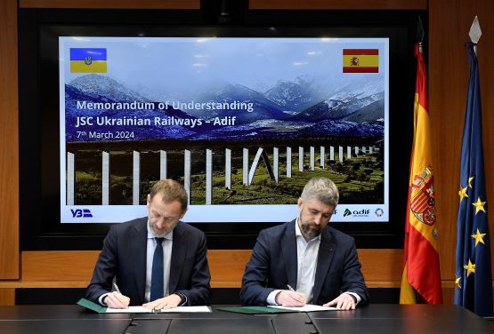 Adif colaborar� en la reconstrucci�n y modernizaci�n de la red ferroviaria ucraniana