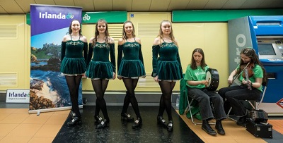 Metro de Madrid acoge actuaciones musicales por el D�a de San Patricio