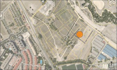 Adif subasta una parcela en Valdemoro, Madrid, y dos inmuebles en Huesca