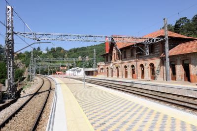 A licitaci�n el suministro y transporte de traviesas monobloque y carril para la l�nea Cercedilla-Cotos