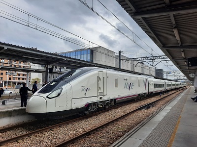 Renfe inicia los viajes de simulaci�n comercial de los nuevos 106