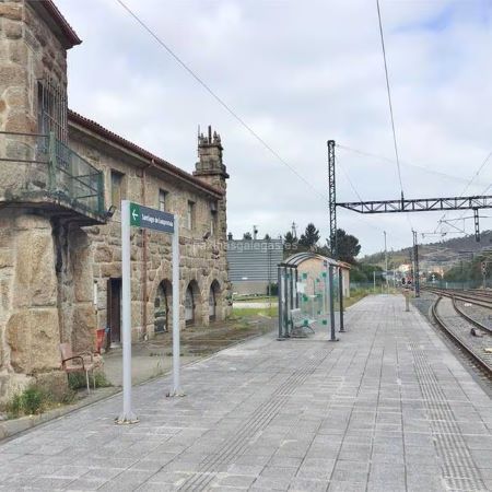 Adjudicadas las obras para mejorar la accesibilidad de tres estaciones de La Corua