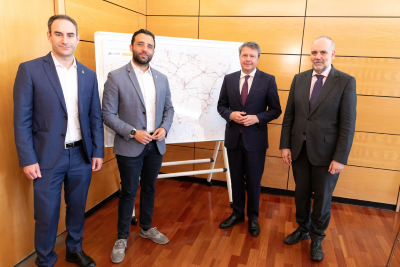 A estudio una estaci�n con conexi�n al Puerto de Sagunto y parada de AVE