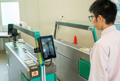 Un ferrocarril local japon�s utiliza el reconocimiento facial en su bill�tica