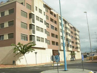 Adif subasta once inmuebles en la localidad murciana de �guilas