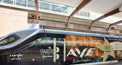 Viaje promocional al festival Starlite Occident en un AVE vinilado