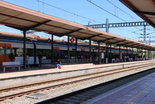 Renfe ha invertido 75 millones en las estaciones de cercan�as en Catalu�a