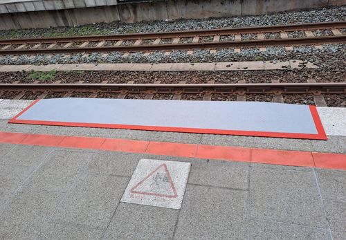Metro Bilbao mejora el acceso a los trenes en veinte estaciones de su red