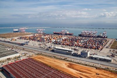 Autorizada la financiaci�n de los nuevos accesos sur al puerto de Barcelona