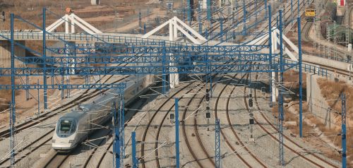 Formaci�n de postgrado en transporte terrestre y en ingenier�a y mantenimiento ferroviario