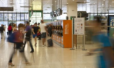Los billetes de cercan�as de Barcelona, v�lidos para los regionales Barcelona-Sant Vicen� de Calders