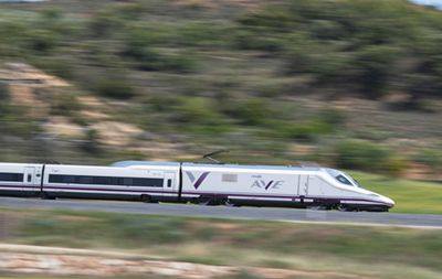 Renfe reduce su huella de carbono por unidad transportada en un 90 por ciento respecto a 1990