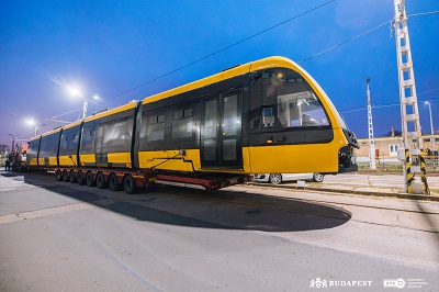 CAF entrega la segunda unidad de la ampliaci�n del pedido del tranv�a de Budapest