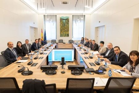 Espa�a y Portugal abordan los avances del AVE a Lisboa