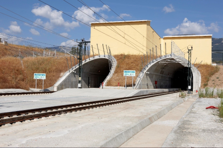 Ineco supervisar� el mantenimiento en m�s de 3.000 kil�metros de l�neas de alta velocidad 