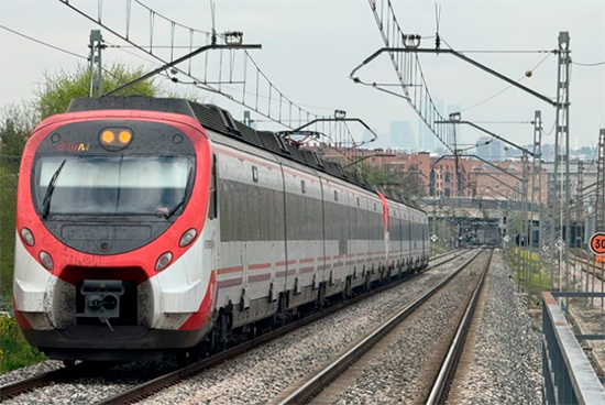 Renfe Cercan�as reanuda sus circulaciones, tras el corte de suministro el�ctrico
